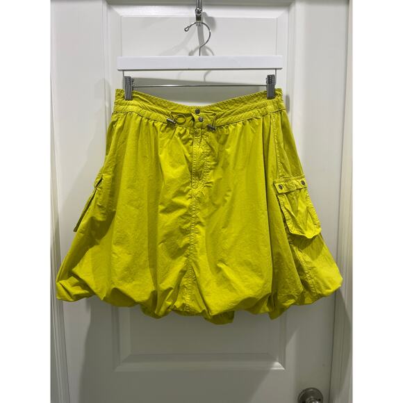 Anthropologie Pilcro Parachute Mini Bubble Skirt in Chartreuse Sz 12 - Picture 2 of 11